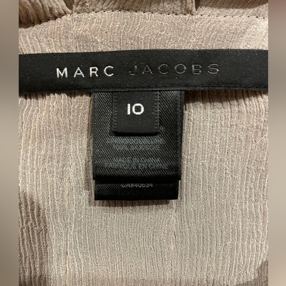 Marc Jacobs Vintage Silk Black and Cream Sleeveless Blouse, Size 10 - Picture 4 of 5